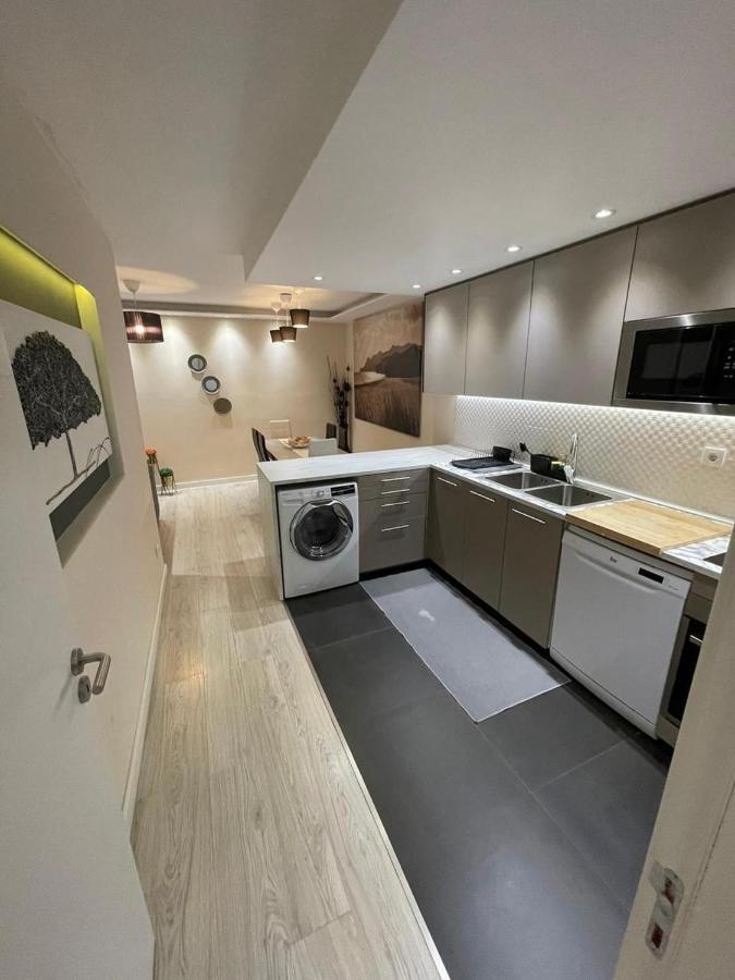 Apartamento Acolhedor Na Amadoraアパートメント エクステリア 写真